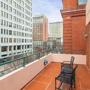 The Berkeley Otel Richmond